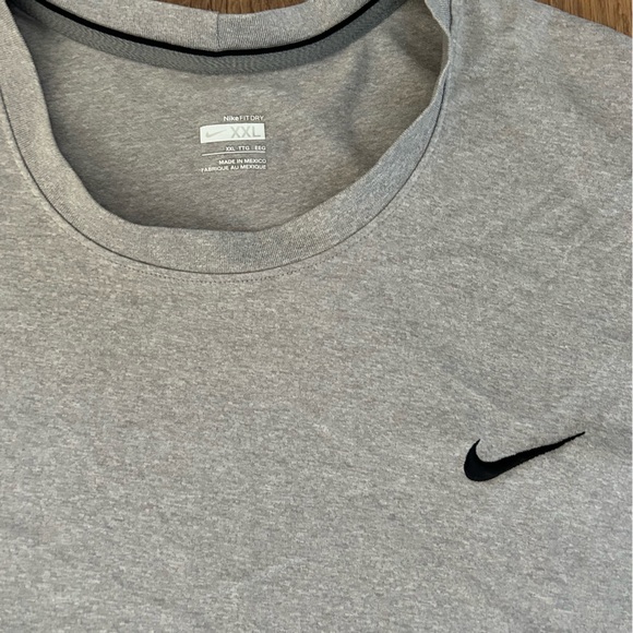 Nike Fit Dry Men’s Athletic Shirt Color Gray Size‎ XXL - Picture 2 of 7